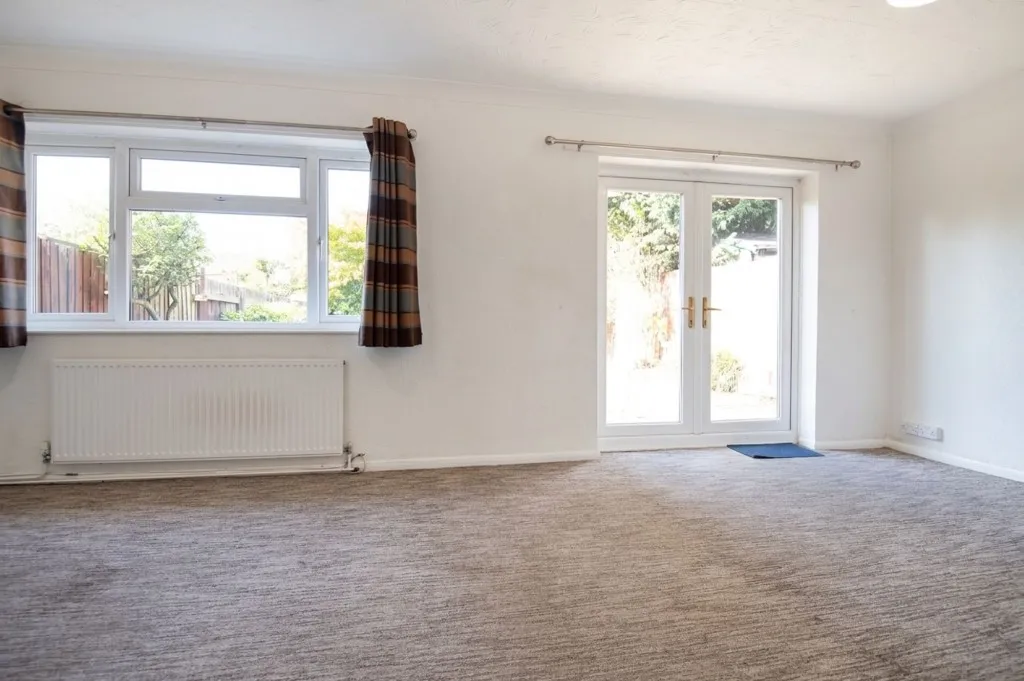 Shelley Road, Wellingborough, NN8, photo 2