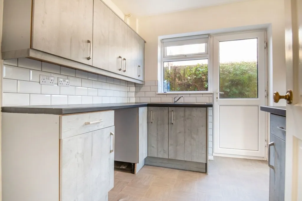Shelley Road, Wellingborough, NN8, photo 9