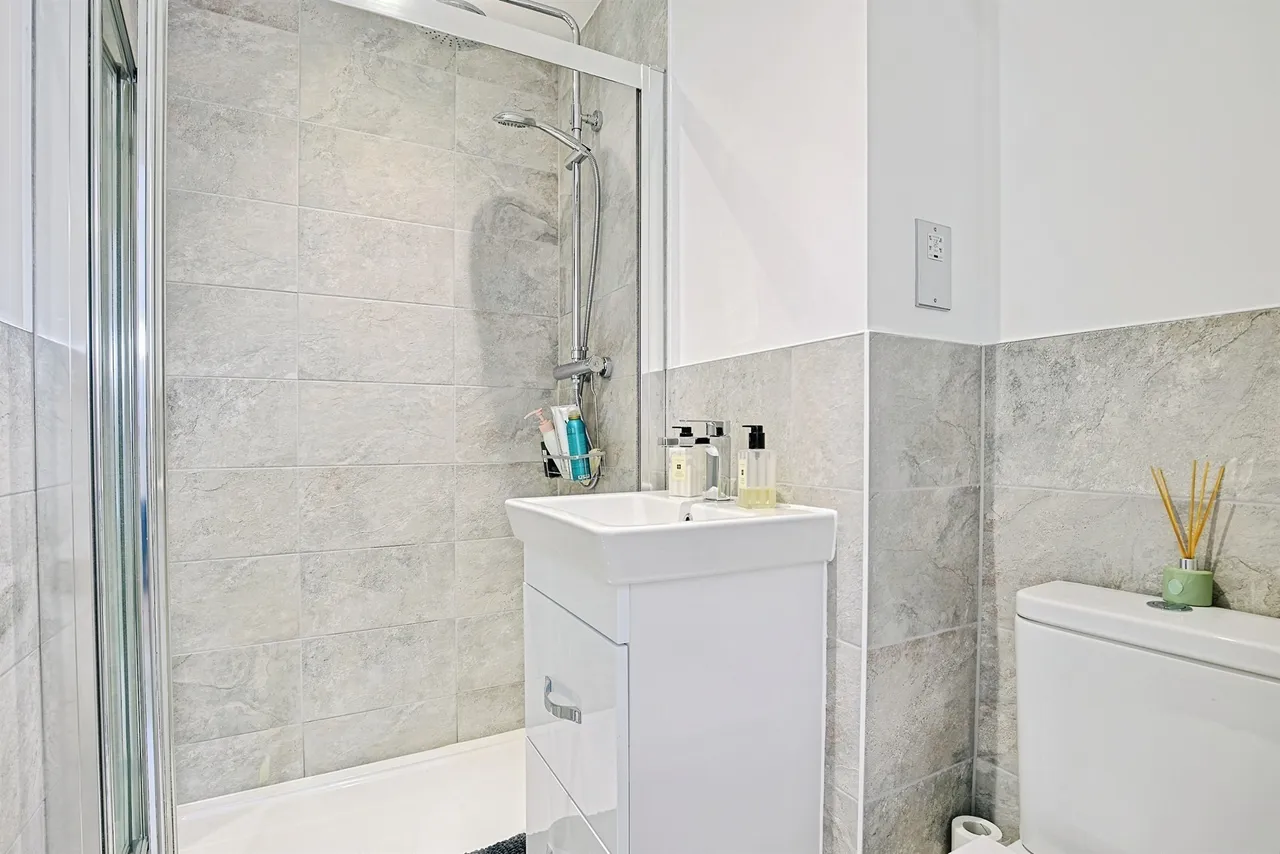 Rawlinson Crescent, Bury St. Edmunds, photo 9