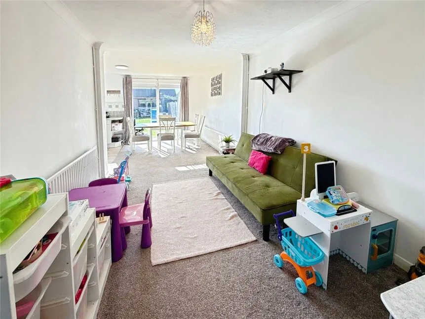 Laburnum Close, North Hykeham, Lincolnshire, LN6, photo 5