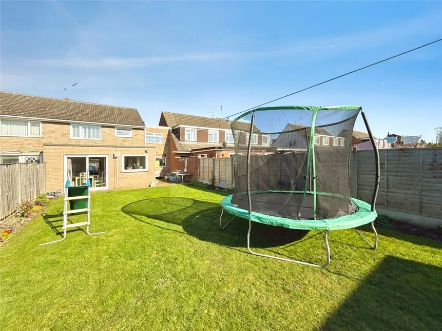 Laburnum Close, North Hykeham, Lincolnshire, LN6, photo 8
