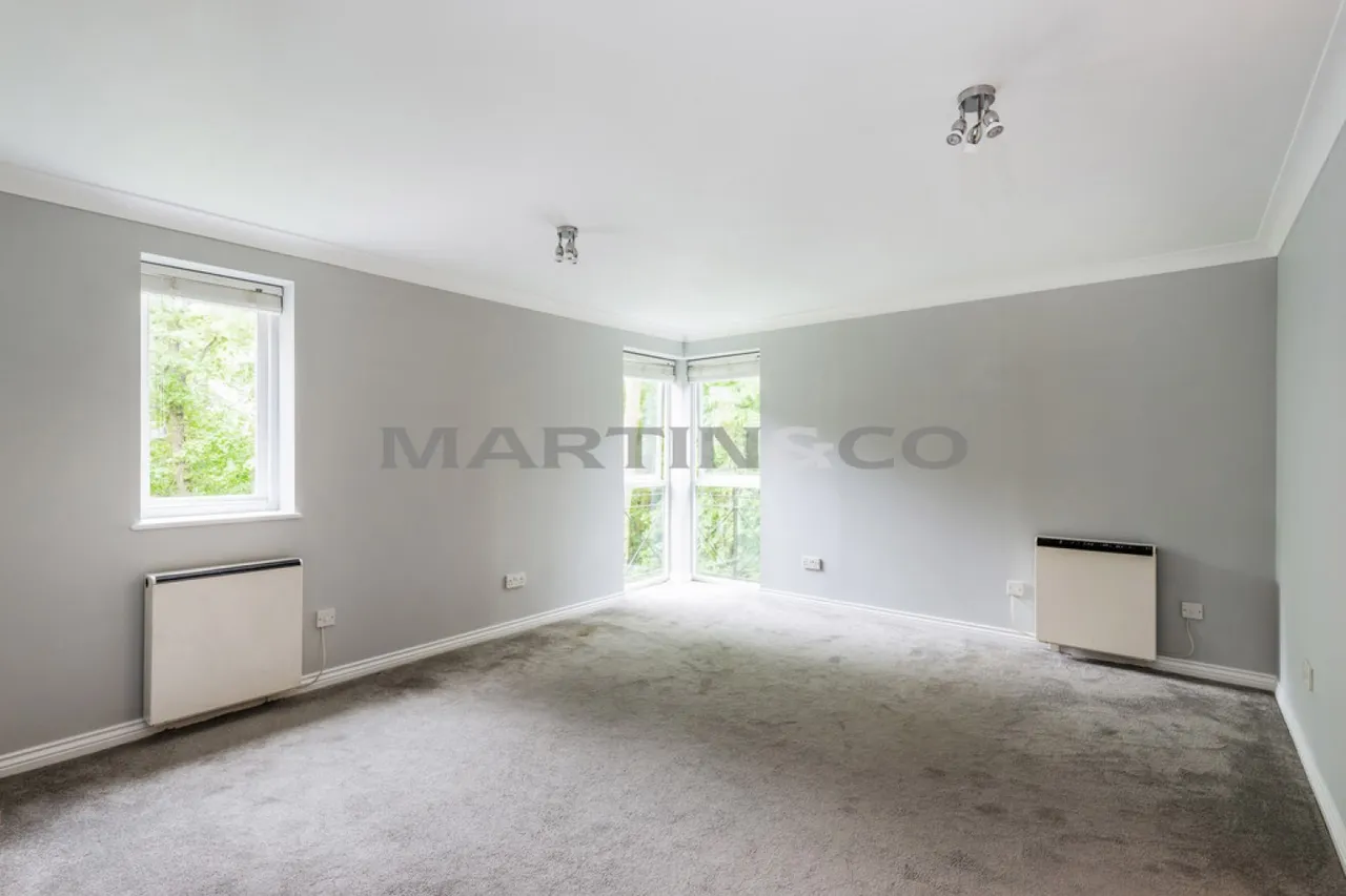 Dickens Court, Wanstead, photo 5
