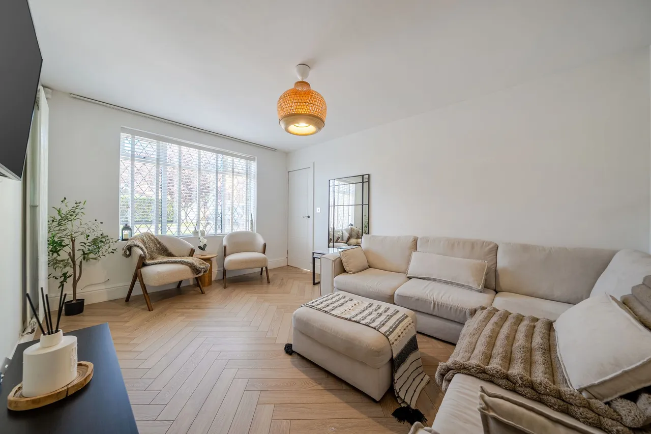 Lancaster Road, Wilmslow, photo 6
