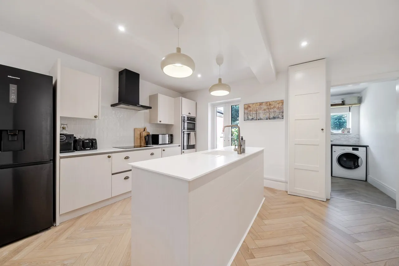 Lancaster Road, Wilmslow, photo 7