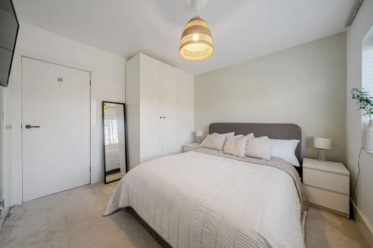 Lancaster Road, Wilmslow, photo 16