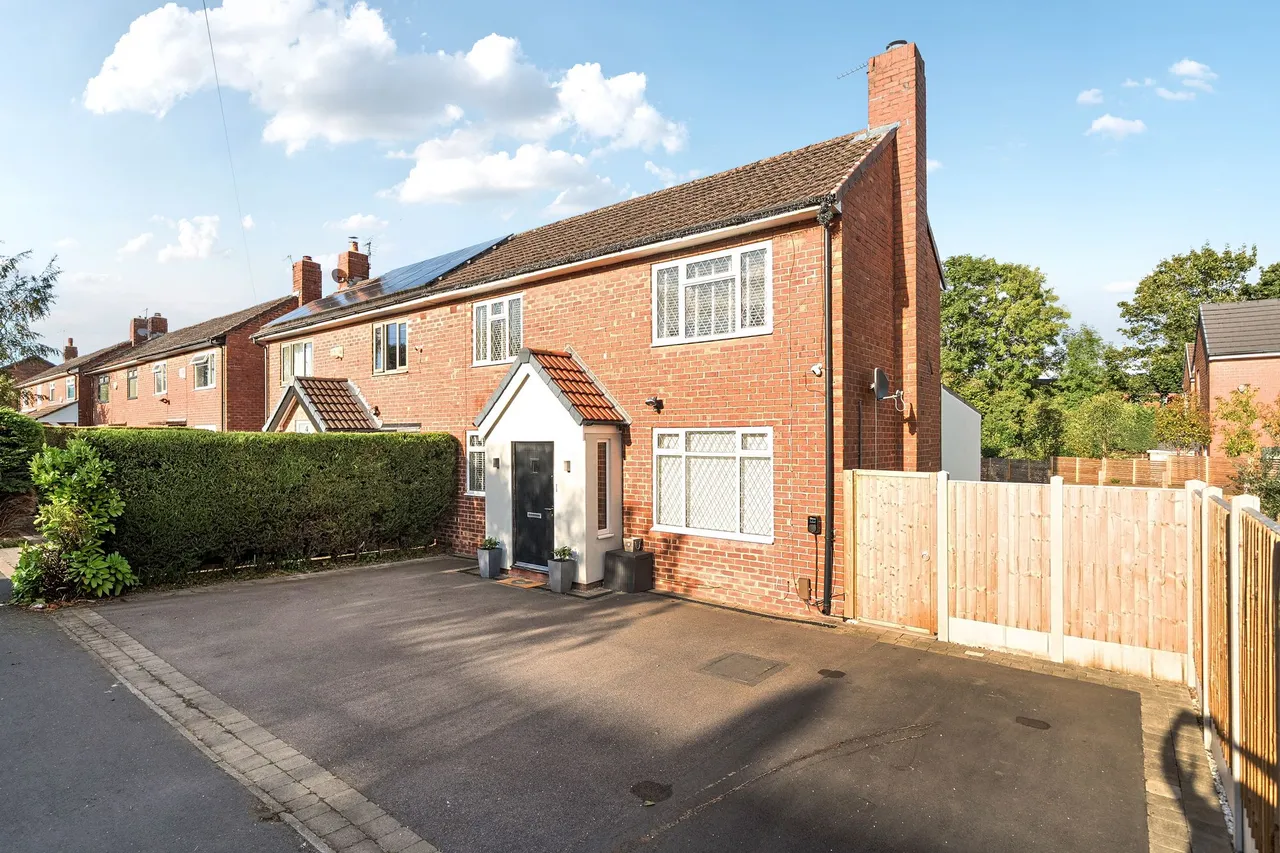 3 bed house for sale, Lancaster Road, Wilmslow