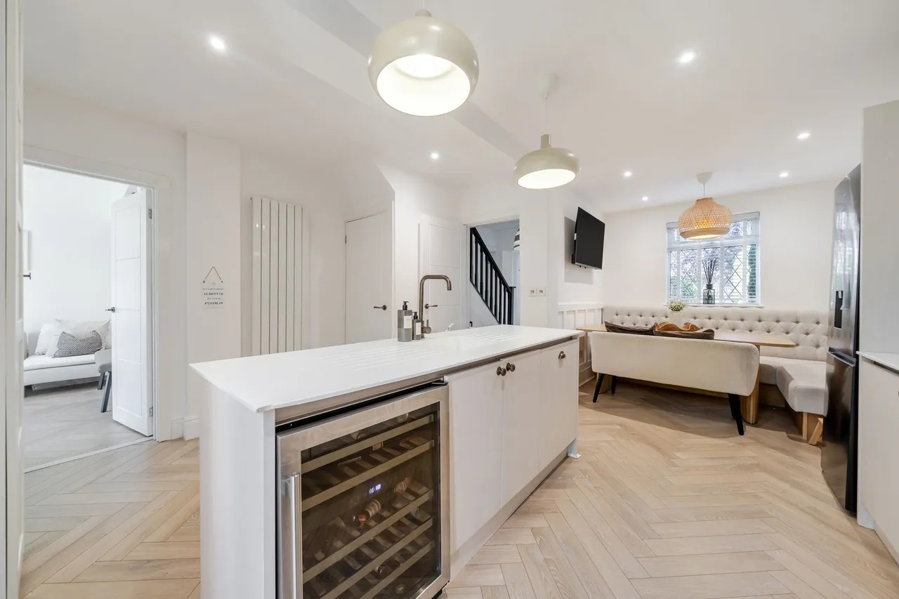 Lancaster Road, Wilmslow, photo 9