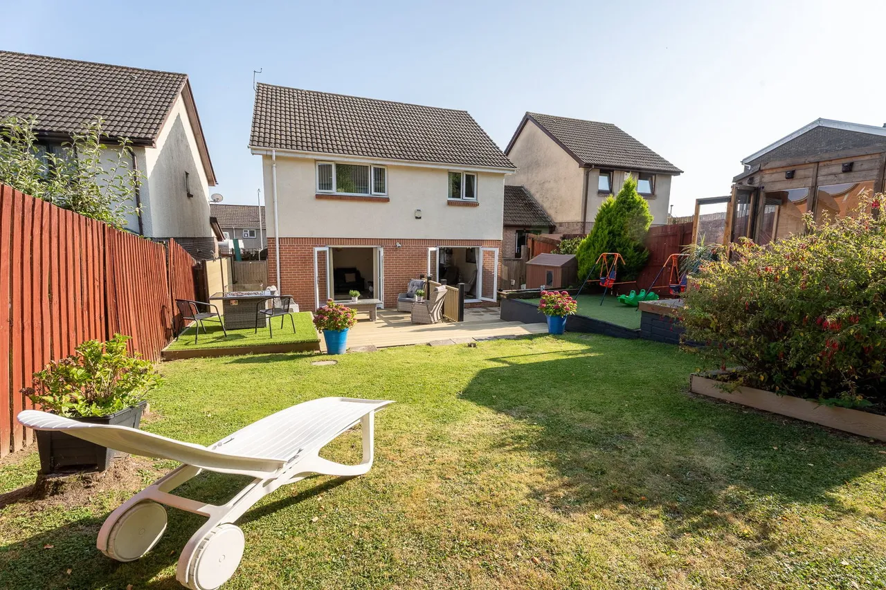 Furzeland Drive, Sketty, SA2, photo 20
