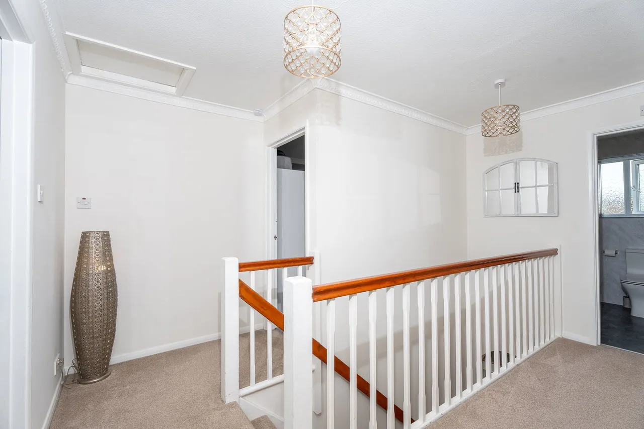 Furzeland Drive, Sketty, SA2, photo 13