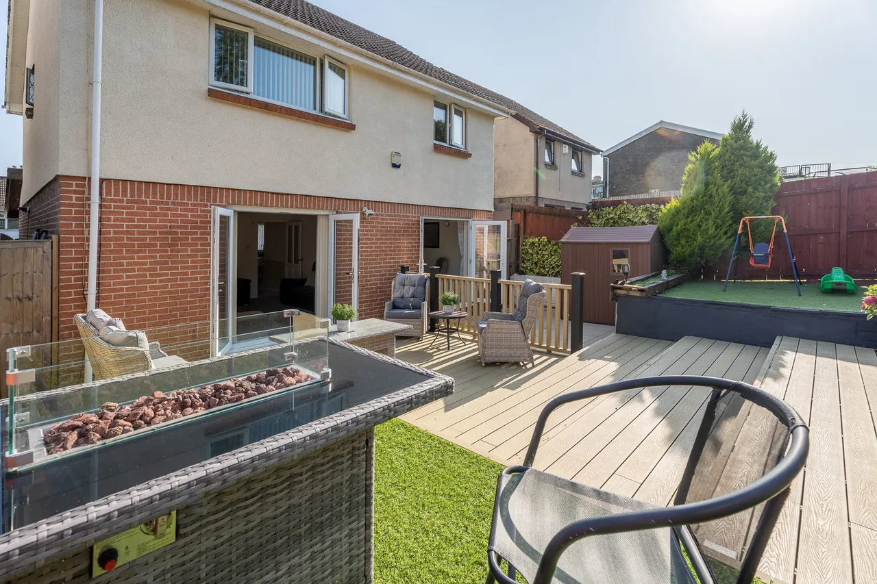 Furzeland Drive, Sketty, SA2, photo 23