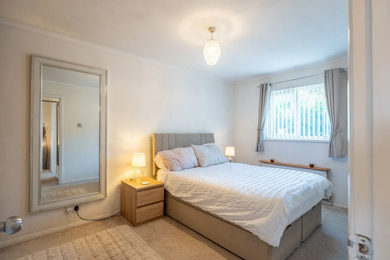 Furzeland Drive, Sketty, SA2, photo 16
