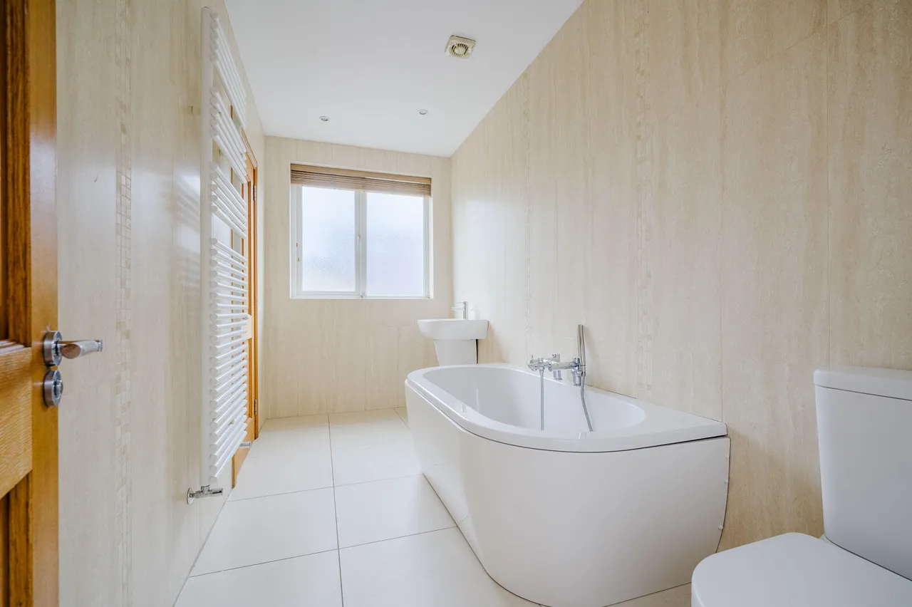 Park Avenue, holywood, BT18, photo 20