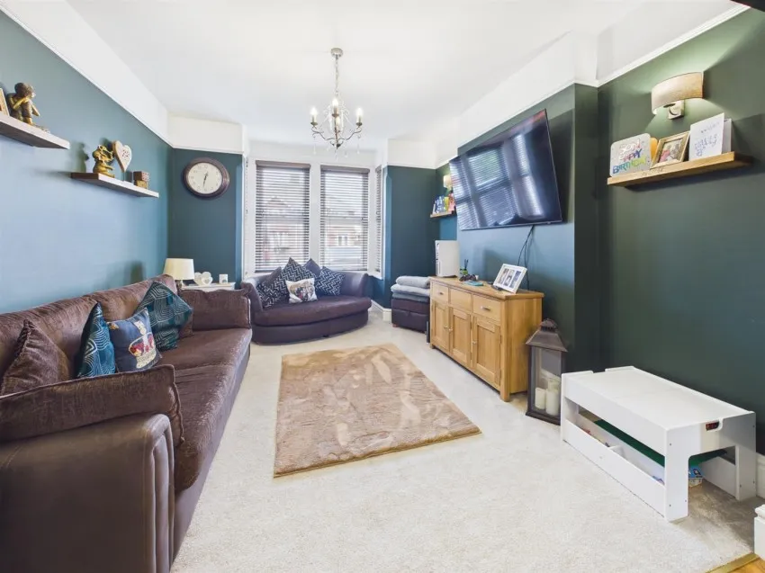 Elmbridge Road, Gloucester, photo 2