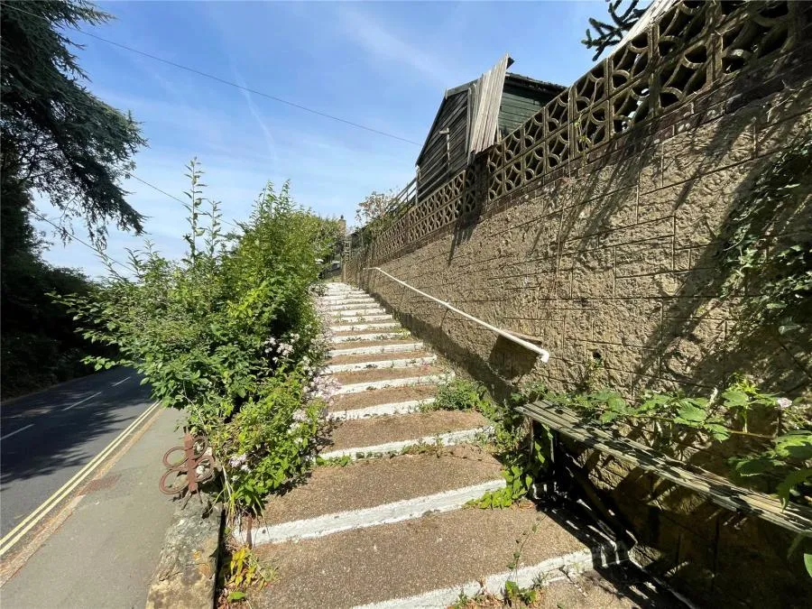 Institute Hill, Niton, PO38, photo 9