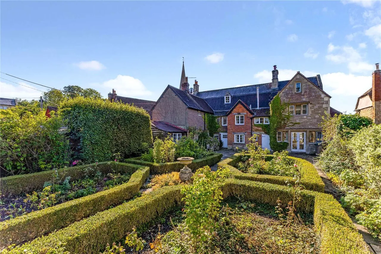 Church Street, Lacock, SN15, photo 2