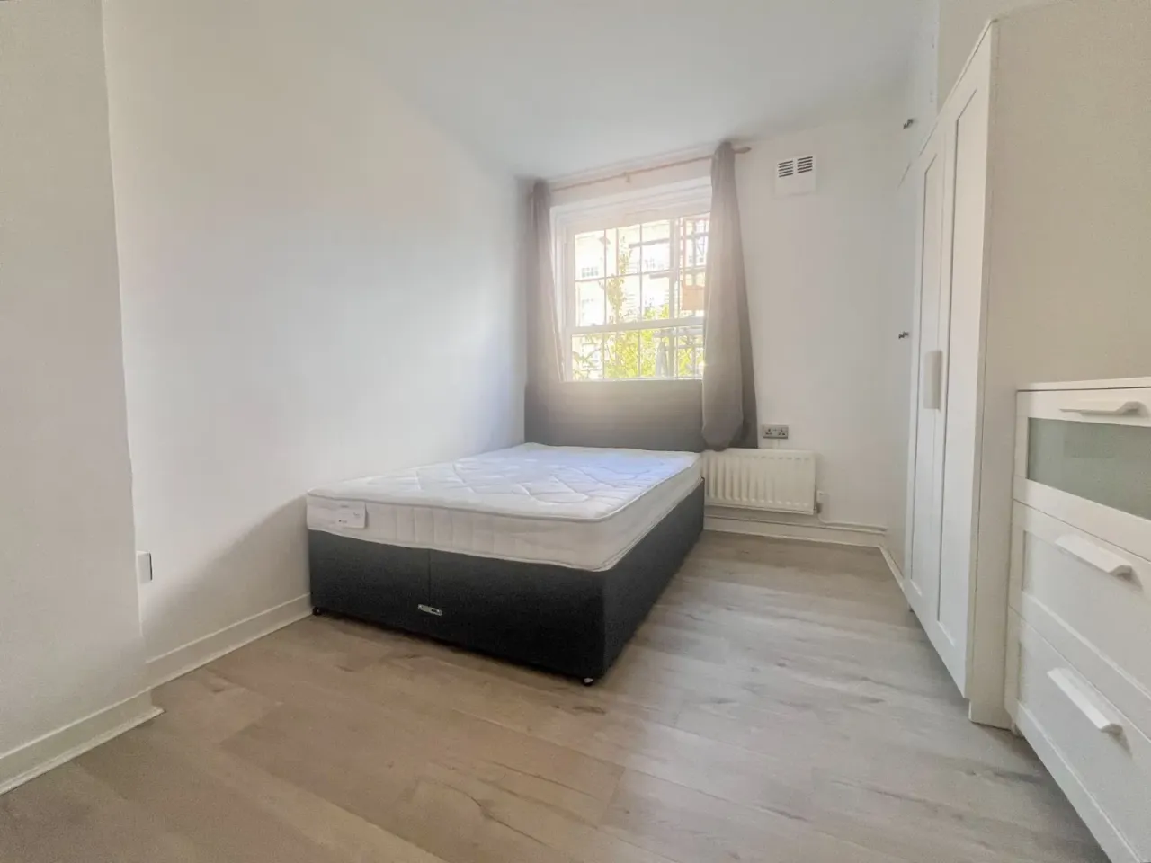 Llewellyn Street, London, SE16, photo 2