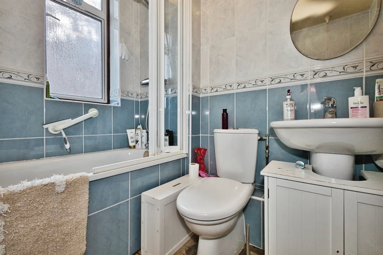 Yew Tree Close, Yeovil, BA20, photo 14