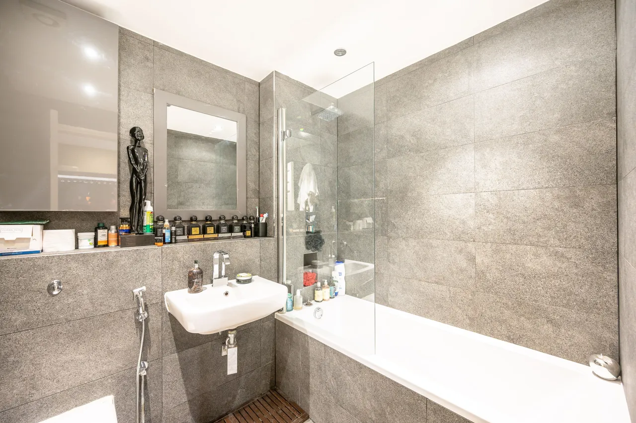 1 Sycamore Court, 203 Great North Way, London, photo 6