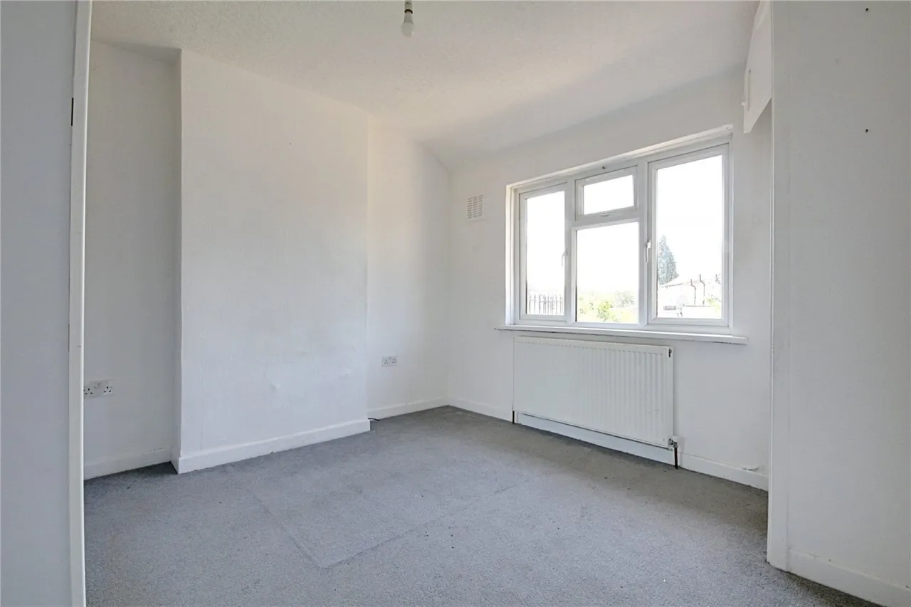 Cambourne Avenue, London, photo 10