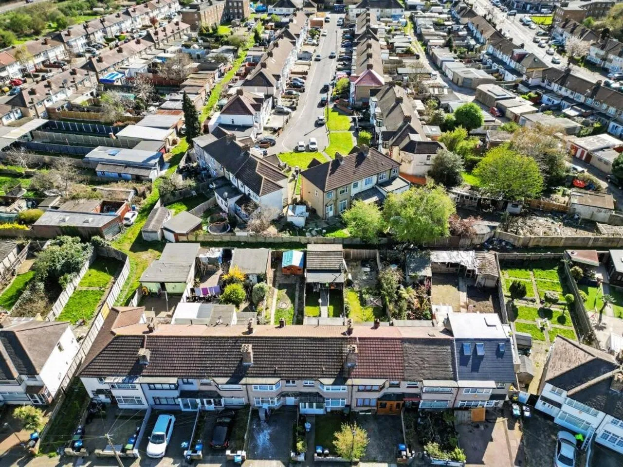 Cambourne Avenue, London, photo 16