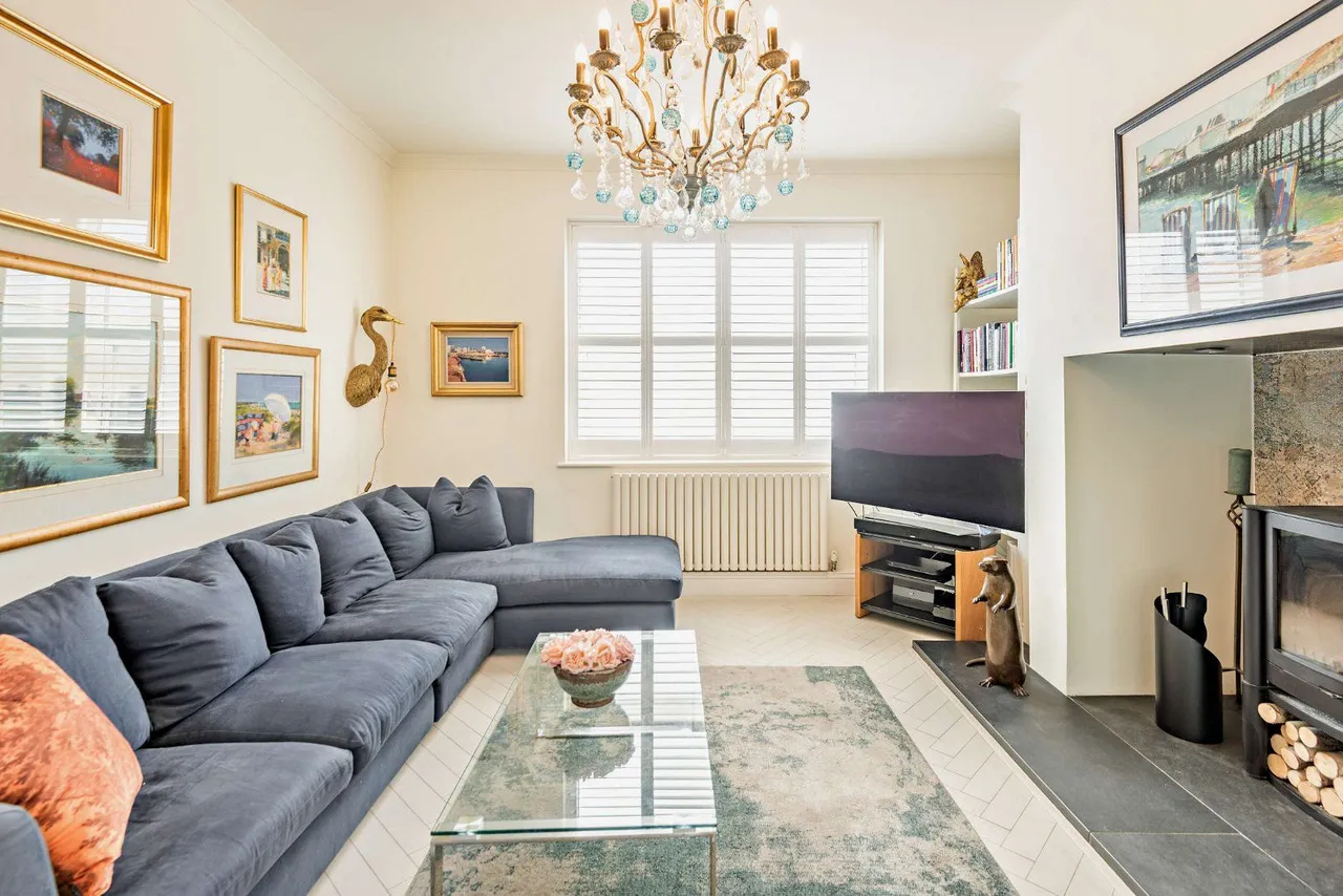 Sutherland Grange, Maidenhead Road, Windsor, Berkshire, SL4 5TN, photo 8