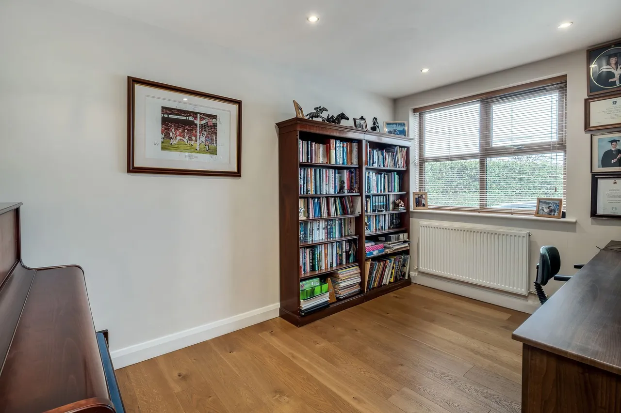 Sandy Lane, Over Alderley, photo 14