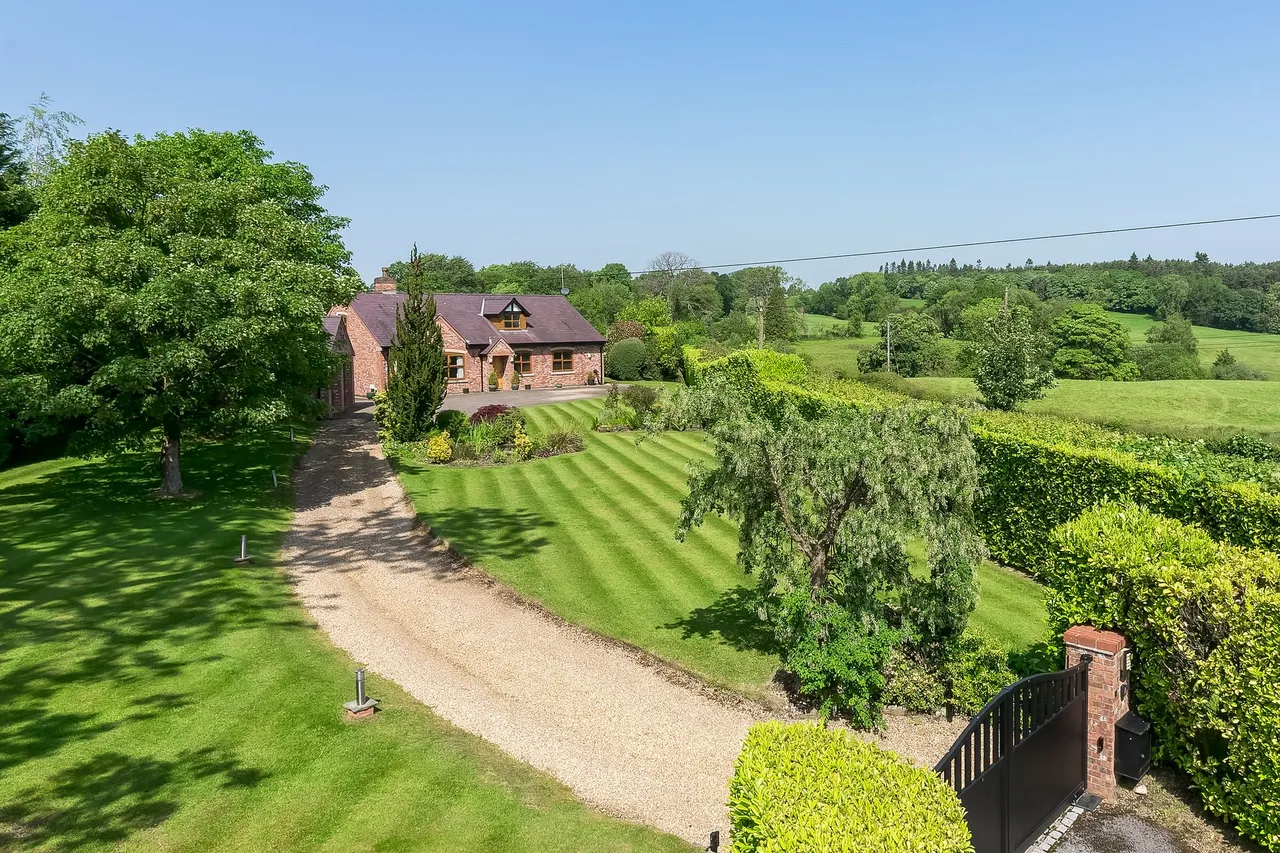 Sandy Lane, Over Alderley, photo 27
