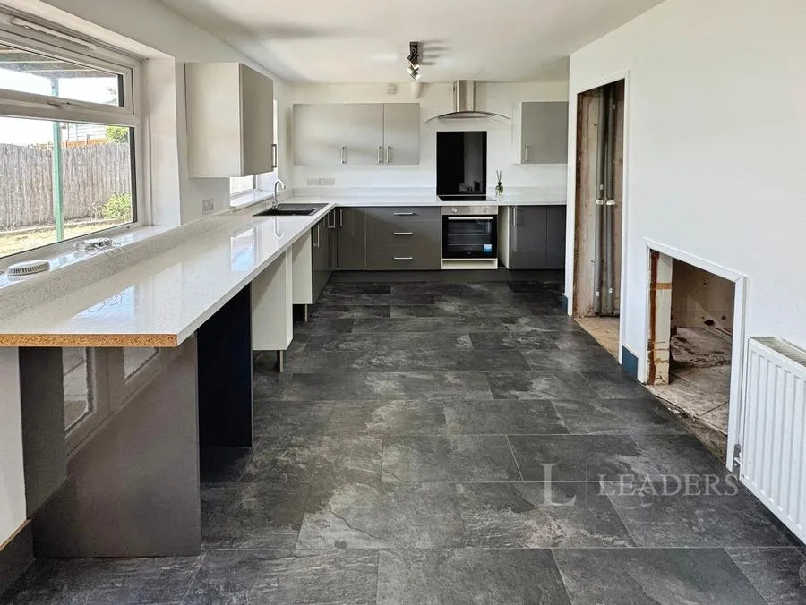 Point Clear Road, St. Osyth, CO16, photo 6