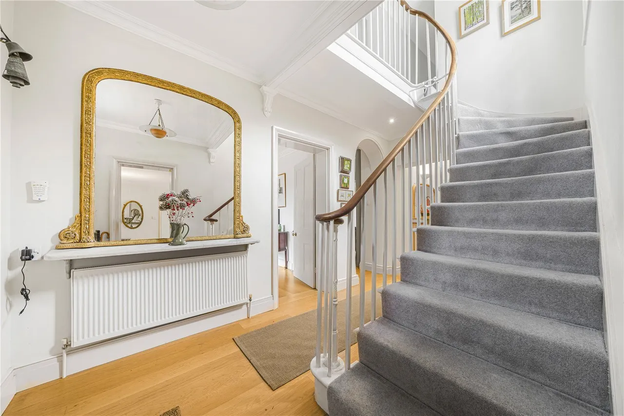 Trafalgar Road, Twickenham, TW2, photo 8