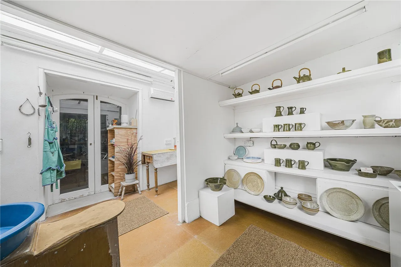 Trafalgar Road, Twickenham, TW2, photo 26