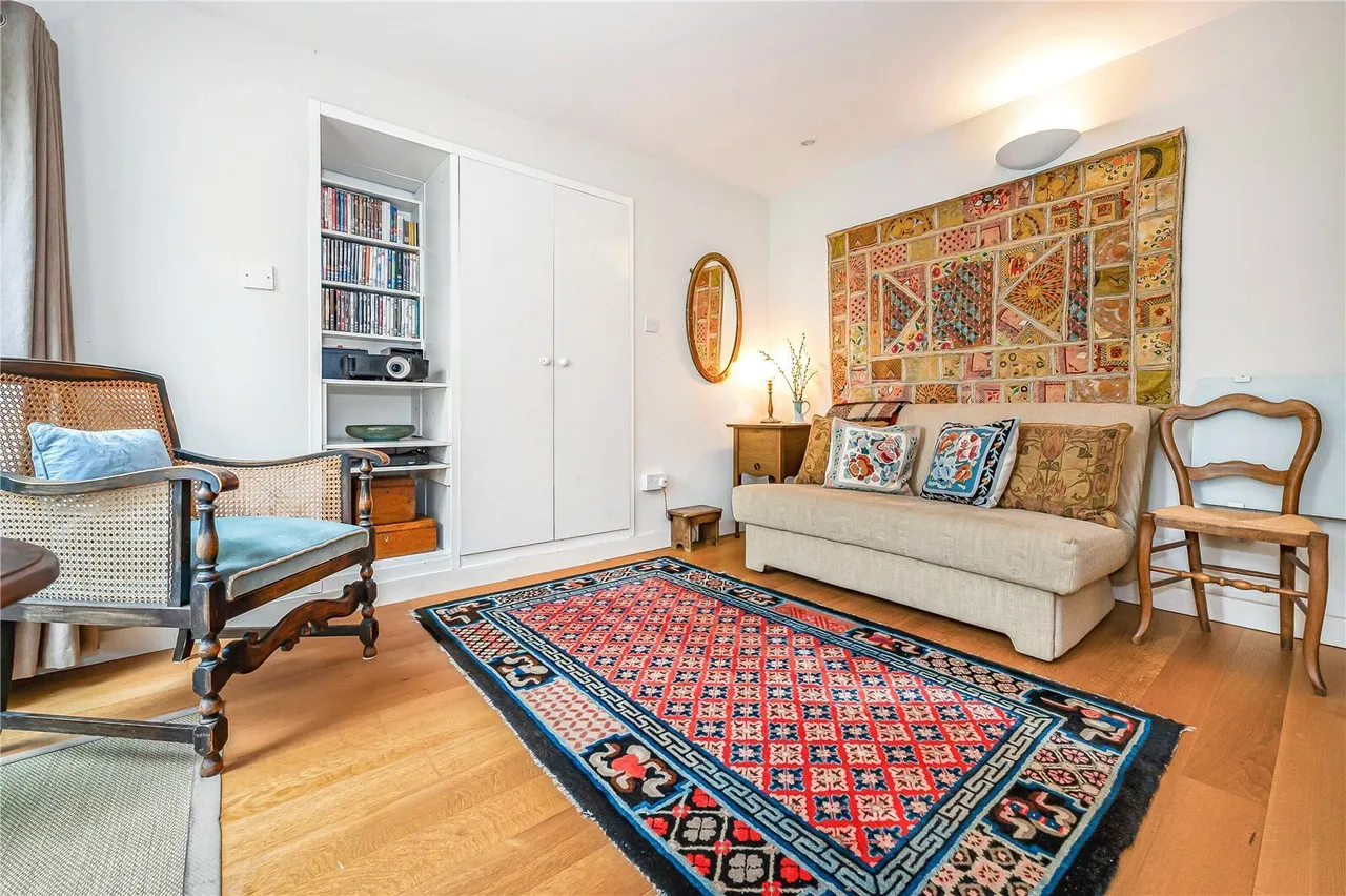 Trafalgar Road, Twickenham, TW2, photo 17