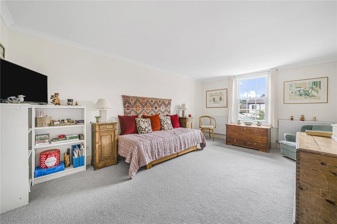 Trafalgar Road, Twickenham, TW2, photo 20