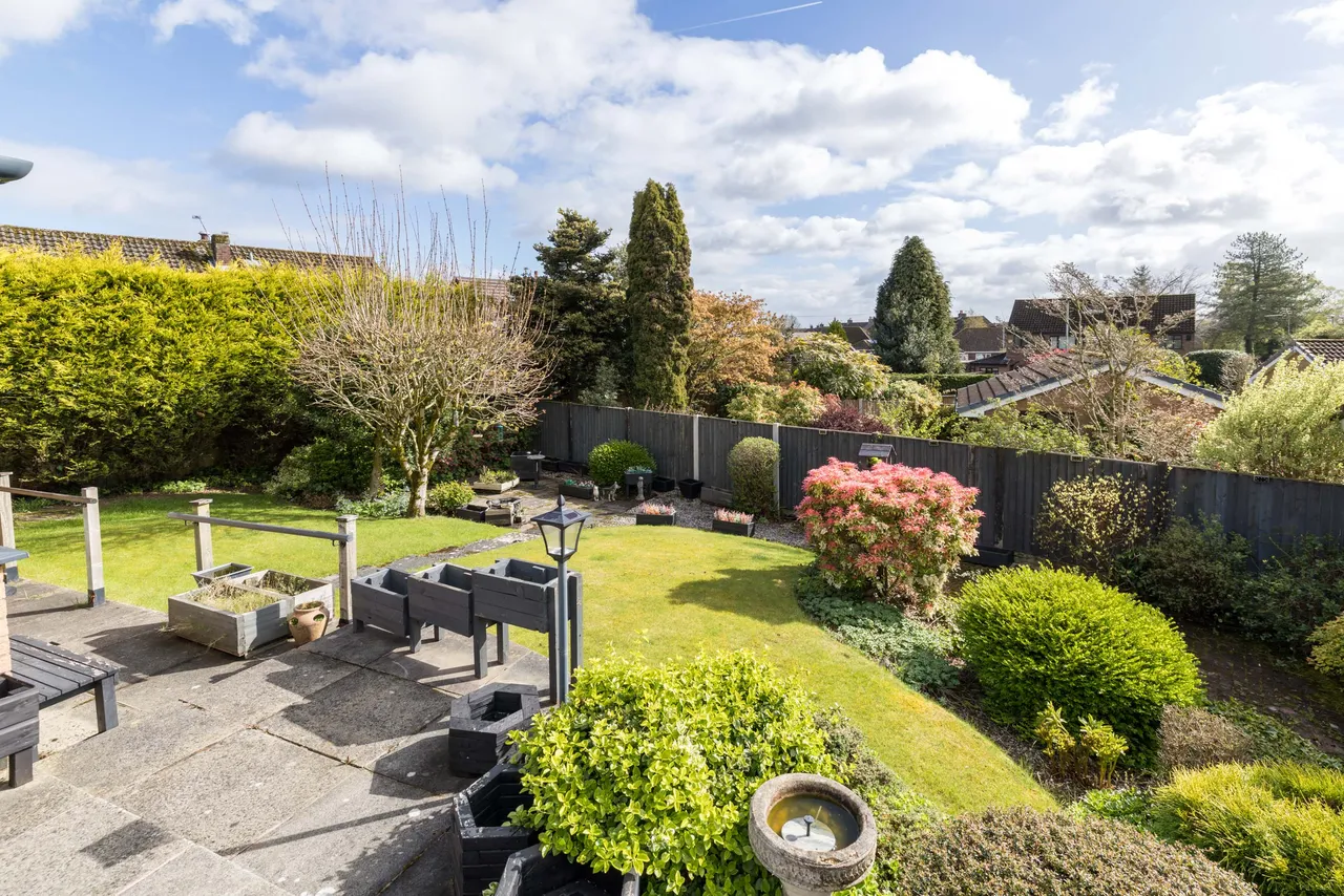 Swinburn Grove, Billinge, WN5, photo 4