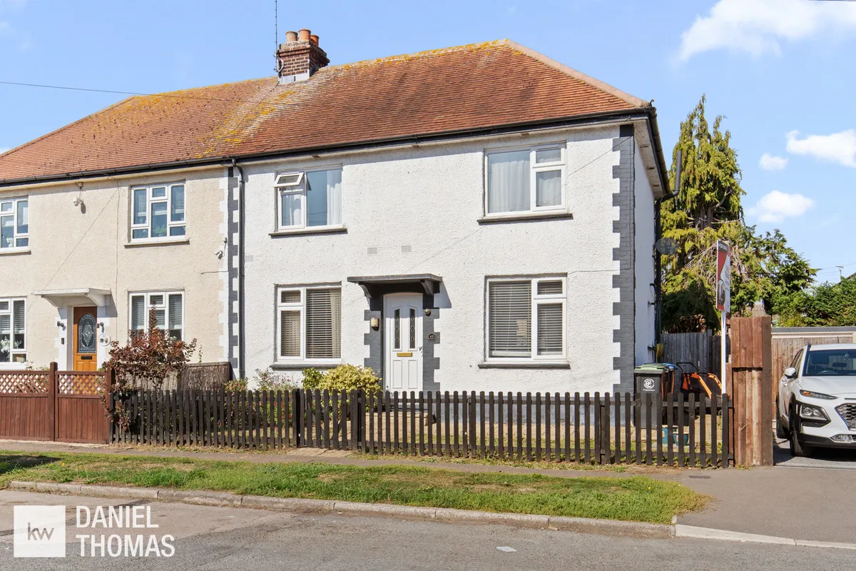 3 bed house for sale, Harold Crescent, Waltham Abbey, EN9