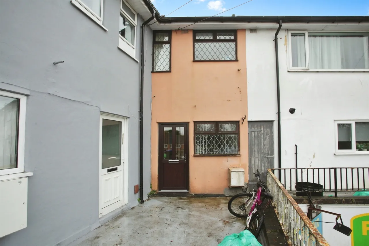 2 bed flat for sale — Ringwood Highway, Coventry