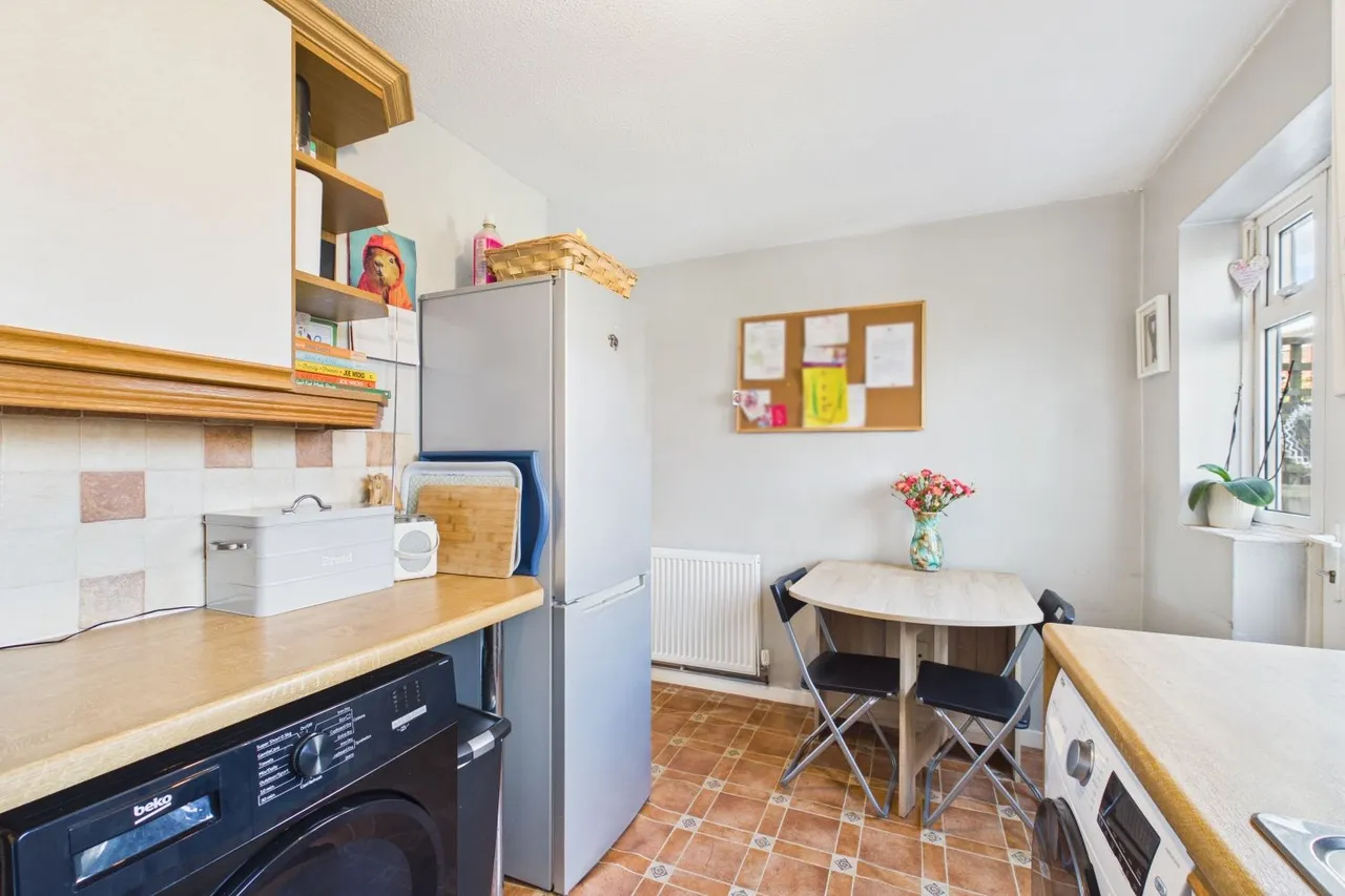 Garths End, Haxby, YO32, photo 3