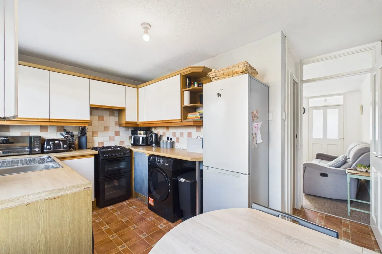 Garths End, Haxby, YO32, photo 2