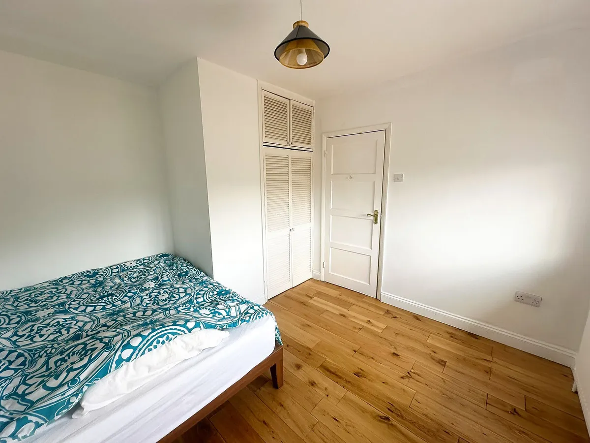 Romford, RM3, photo 14