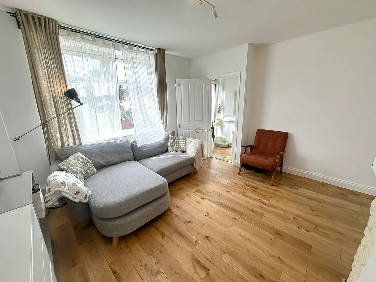 Romford, RM3, photo 4