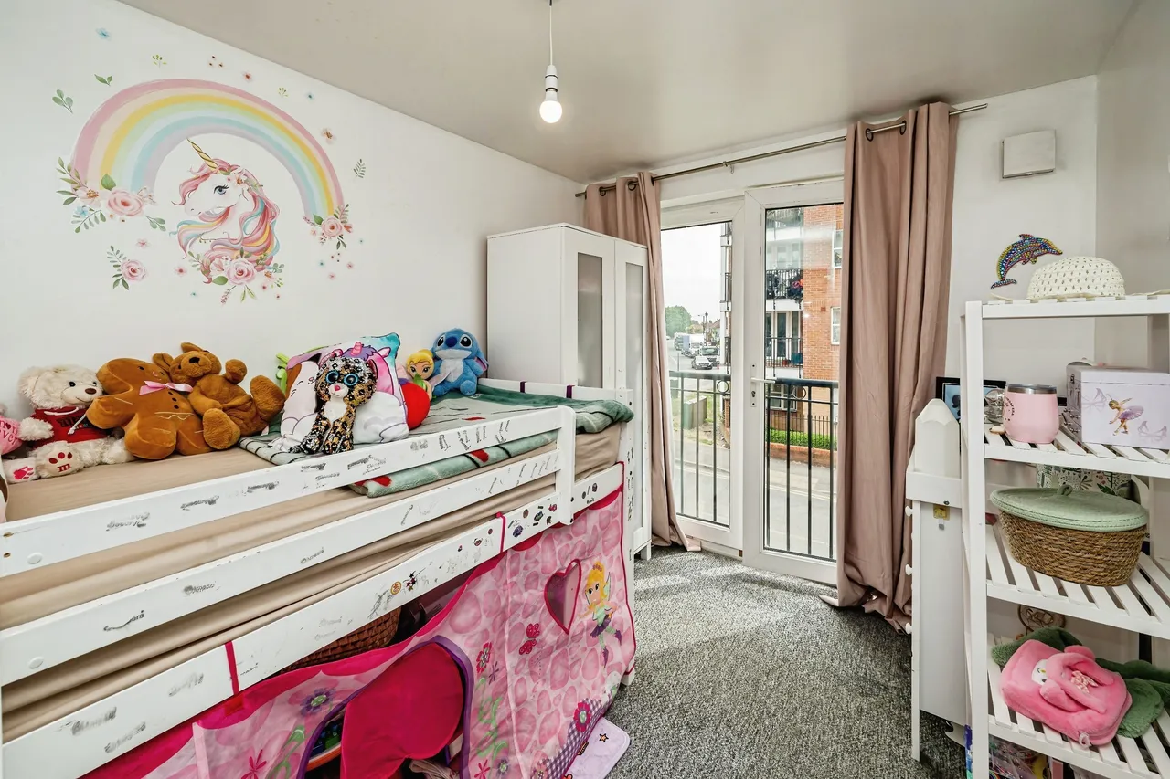 Mill Street, Slough, SL2, photo 11