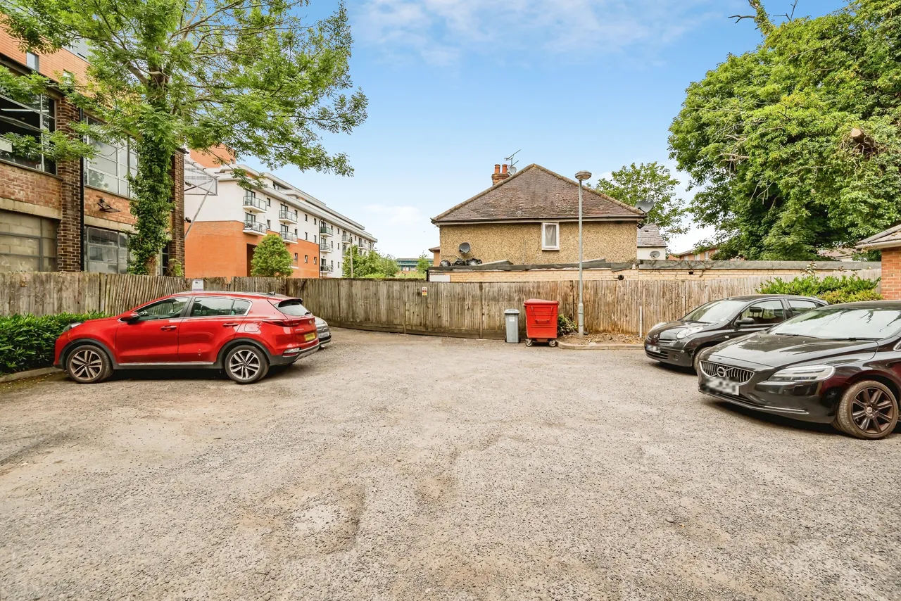 Mill Street, Slough, SL2, photo 14