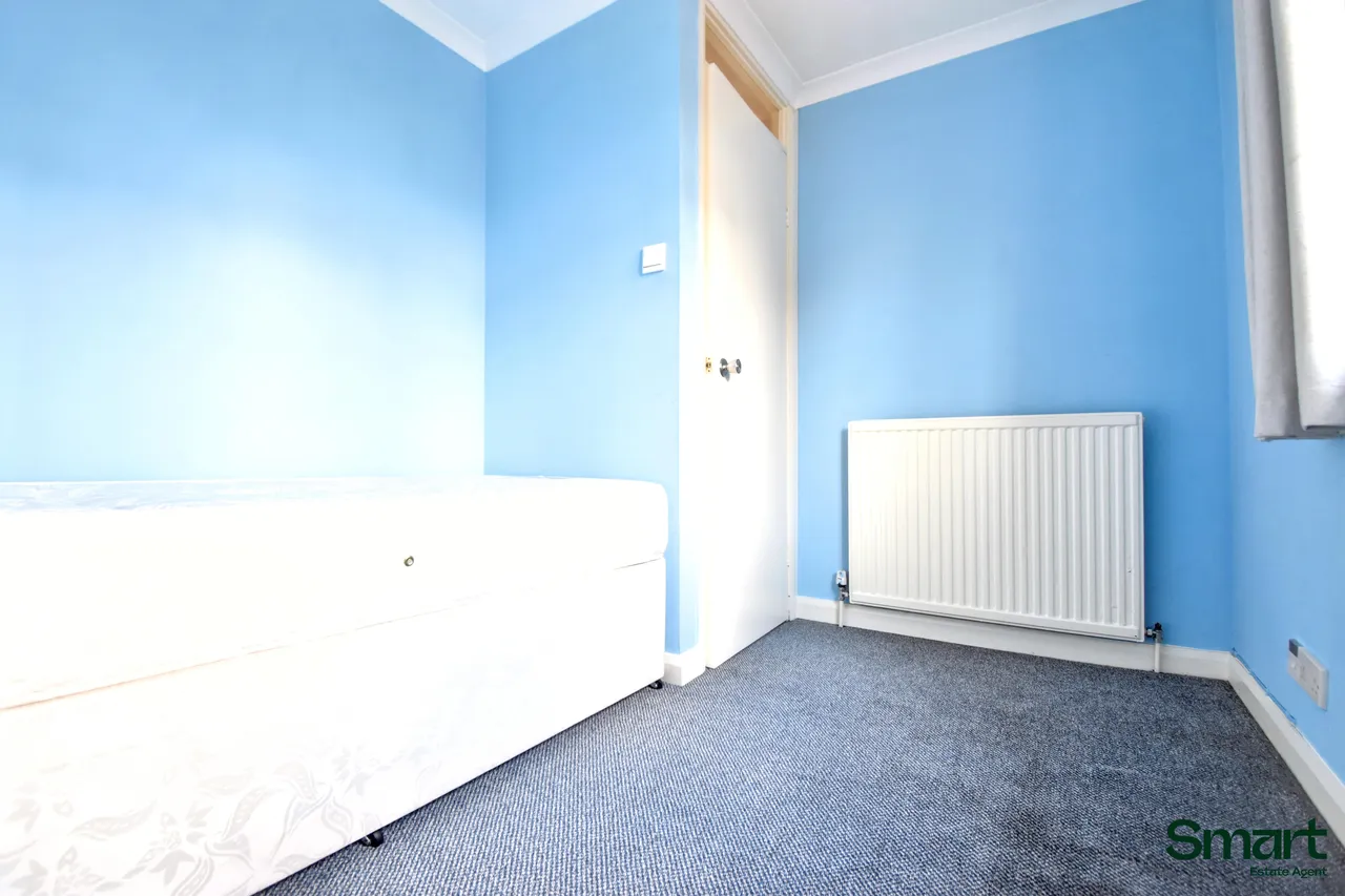 Canberra Close, Exeter, photo 17