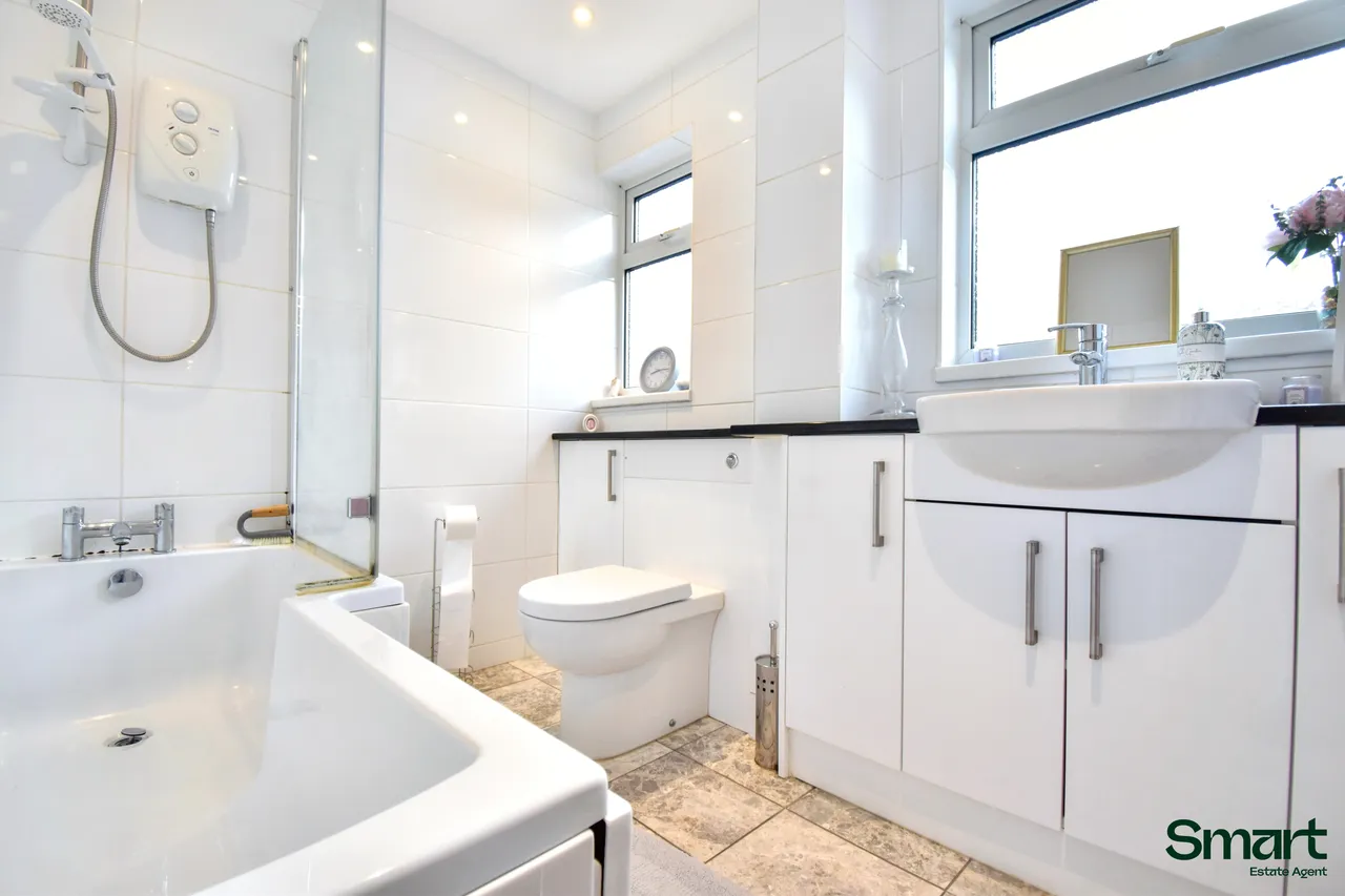 Canberra Close, Exeter, photo 14