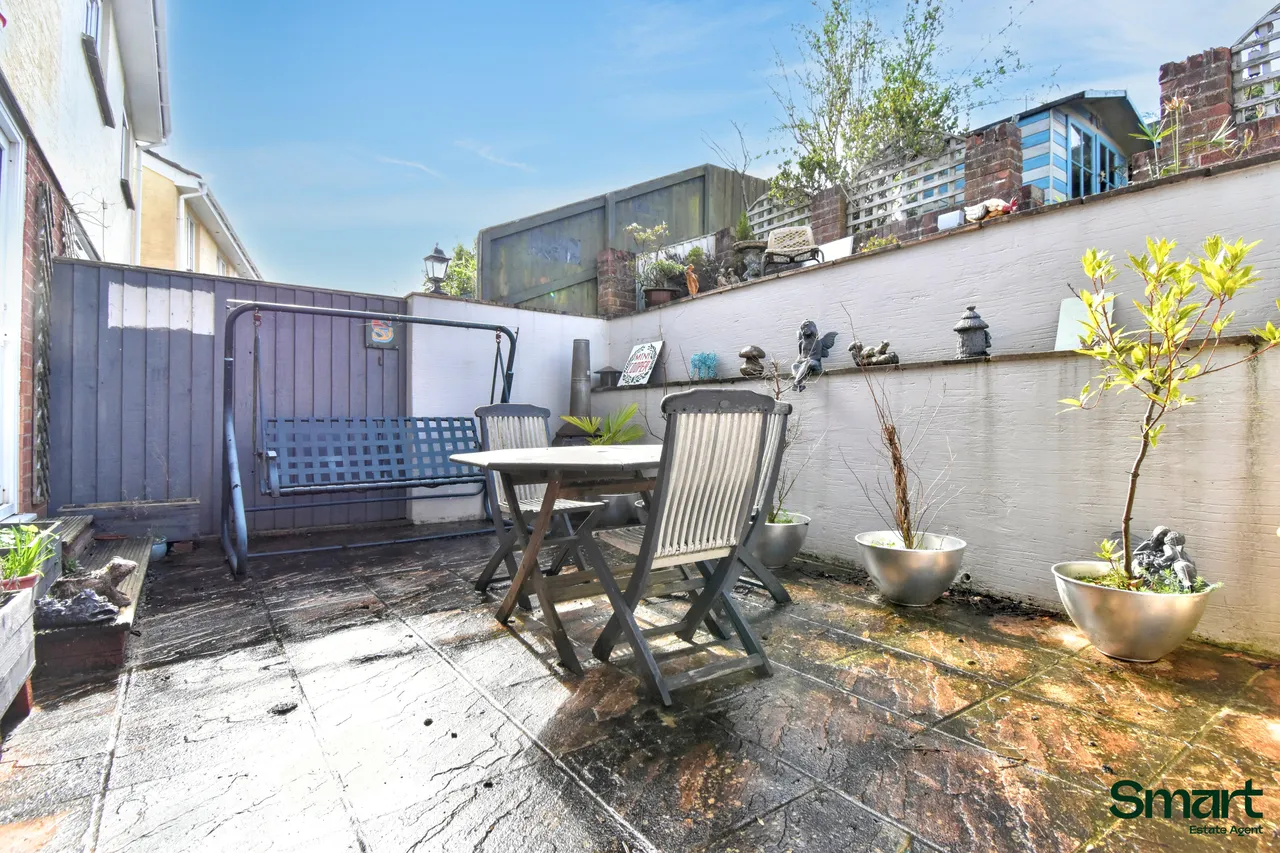 Canberra Close, Exeter, photo 21