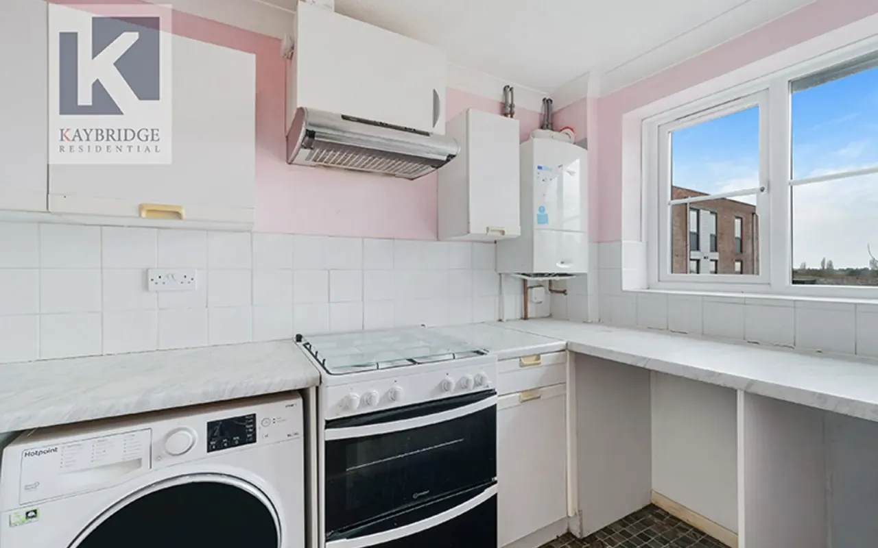 Yeomanry Close, Epsom, KT17, photo 7