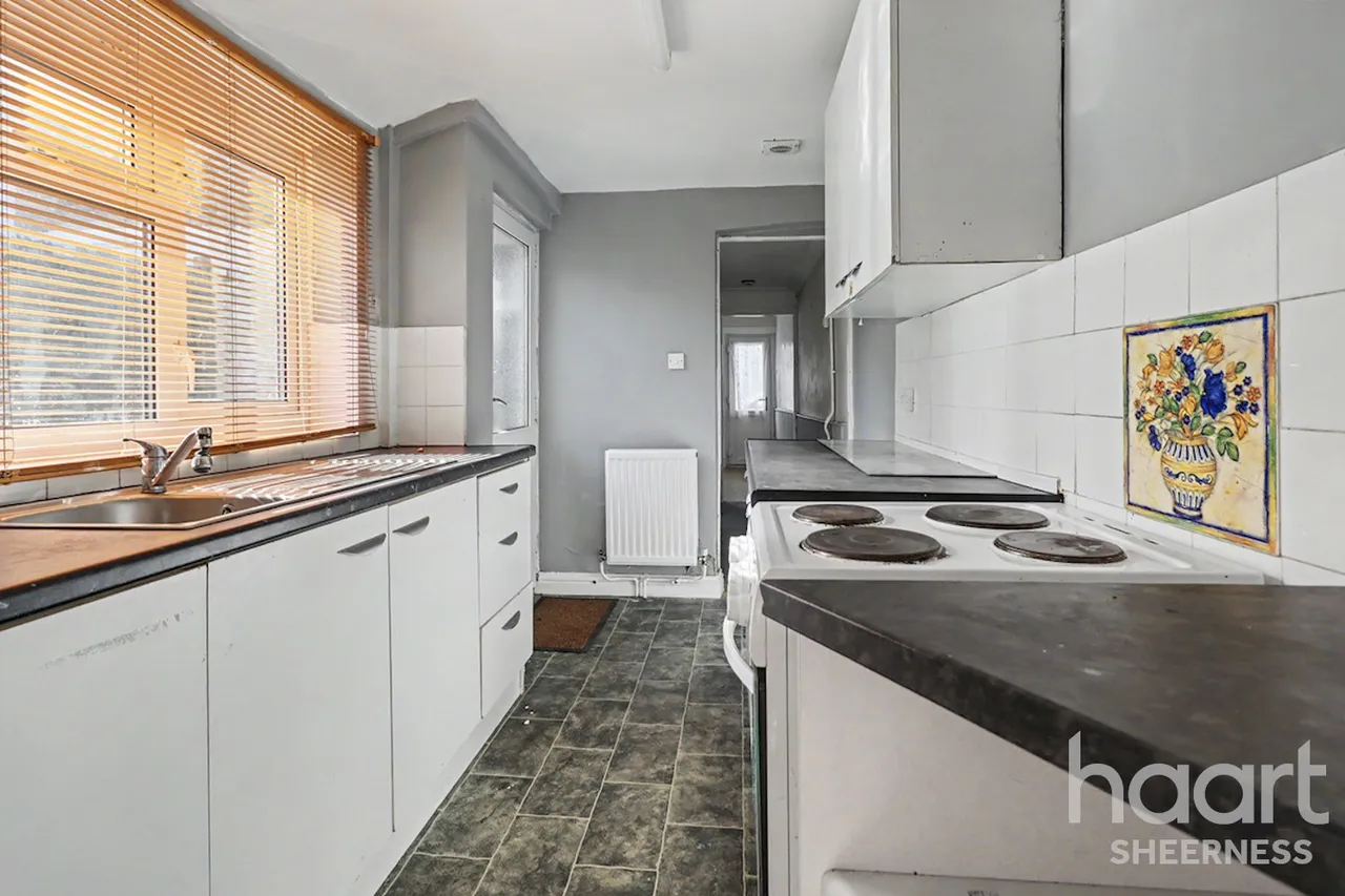James Street, Sheerness, ME12, photo 2