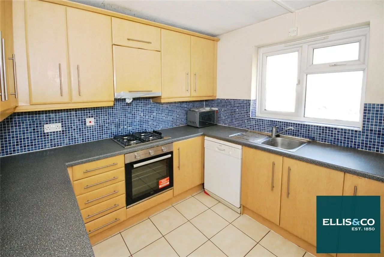 Cricklewood Lane, Childs Hill, NW2, photo 4