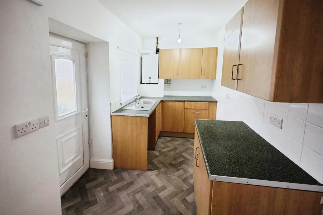 Chapel Street, Evenwood, DL14, photo 5