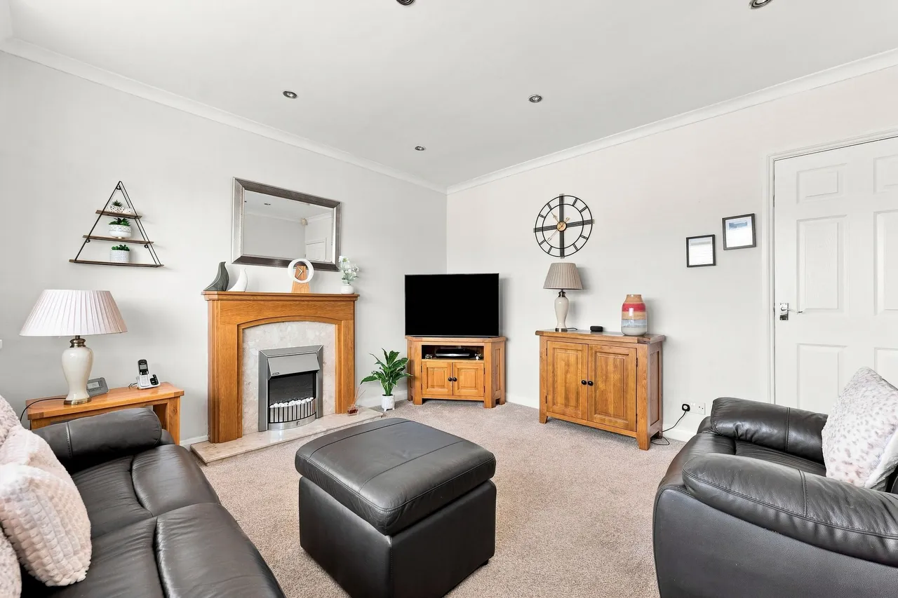 Wingfield Crescent, Sheffield, S12, photo 8