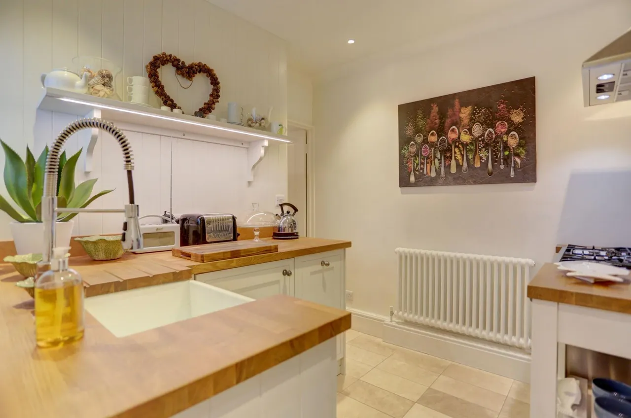 Royal Crescent, Brighton, BN2, photo 27